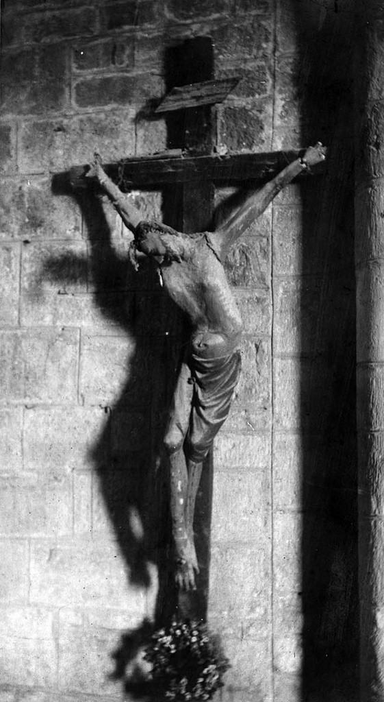  Christ en croix du XIIIème siècle, d’origine espagnole