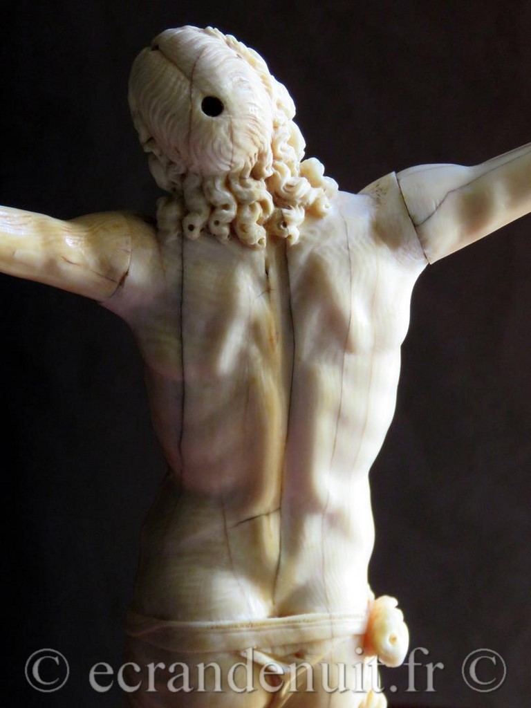 Christ en ivoire Giovanni Antonio Gualterio Musculature Dos