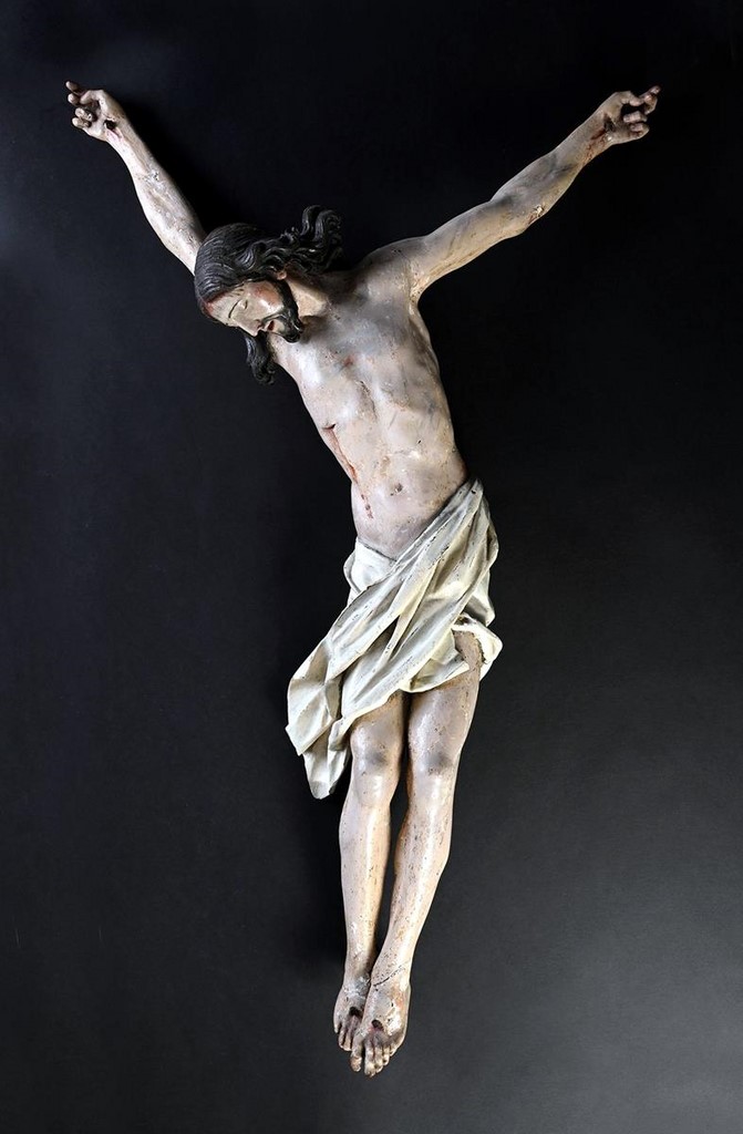 Christ en peuplier sculpté en ronde-bosse et polychromé