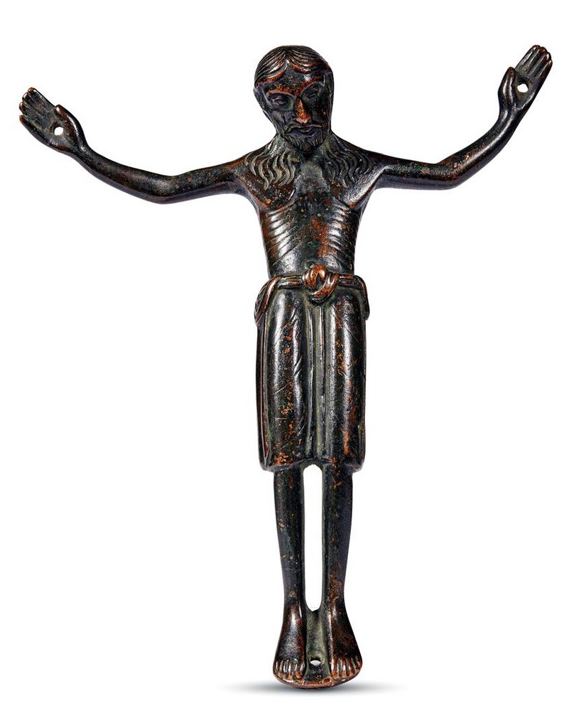 Très important Christ en croix en ivoire sculpté vers 1880