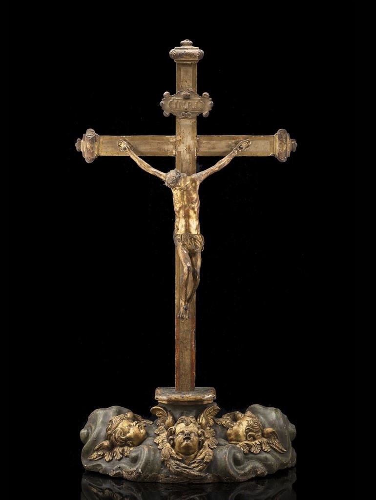 Early 19th-century art Christ crucified lacquered and gilt wooden sculpture