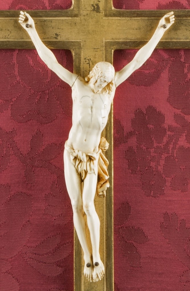 Large Hispano Philippine Ivory Christ 18th century signed and dated 1744 