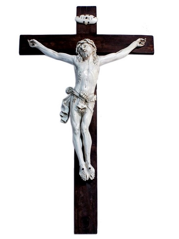Crucifix en Ivoire signé D Manceau signé DM Désiré MANCEAU Ivoirier Paris
