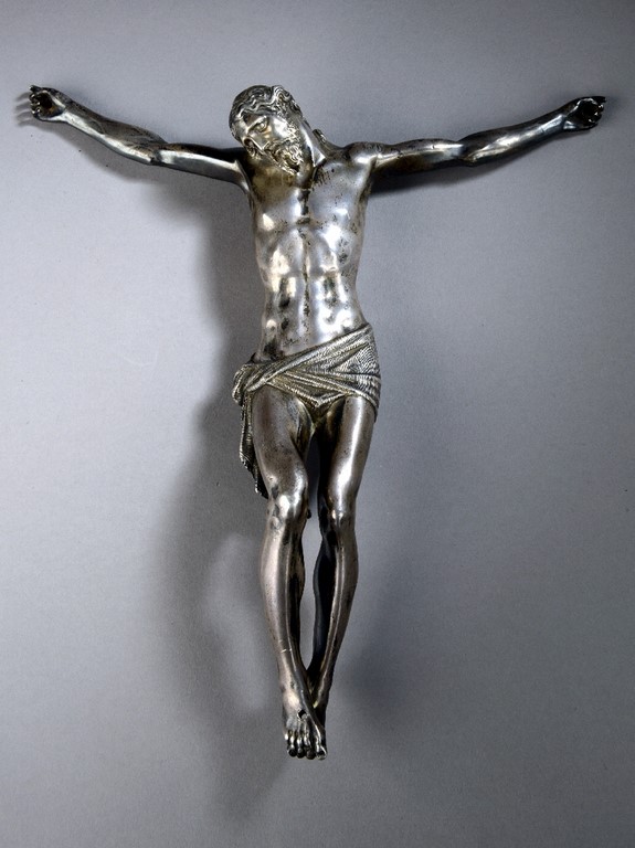 Christ en argent massif Fonte d'argent Ecole Française du XVIIè siècle