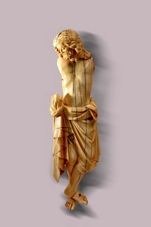 crucifixion en bois sculpté et polychromé Italie du Nord 16ème