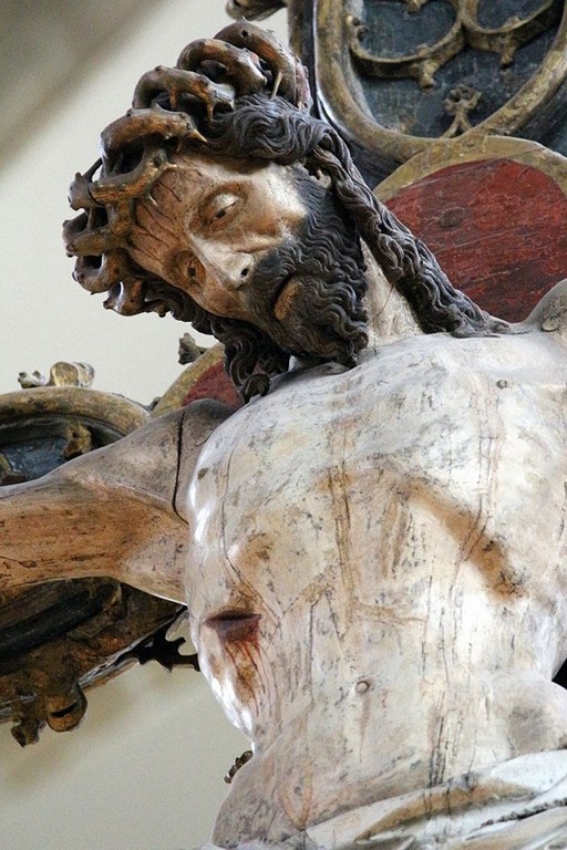 Christ en Bois sculpte Eglise Saint Pierre Louvain Gothique