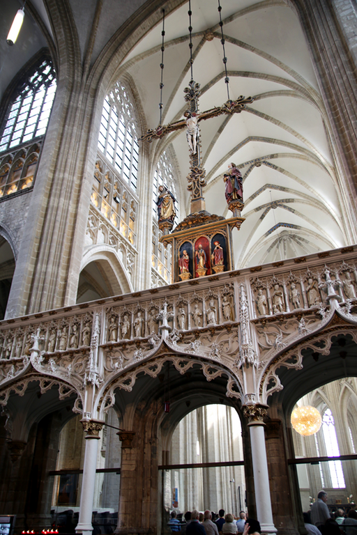 Le Christ de la Collégiale SaintPierre à Louvain
