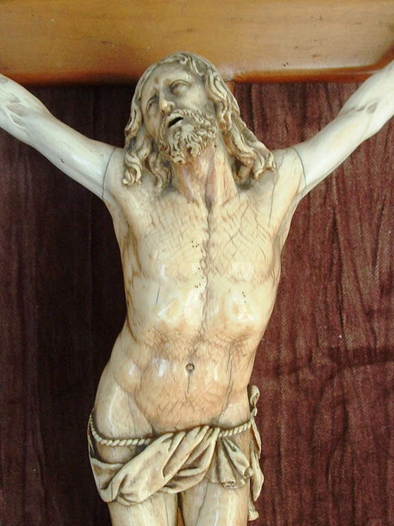 ECCEZIONALE CRISTO FRANCESE IN AVORIO SCOLPITO