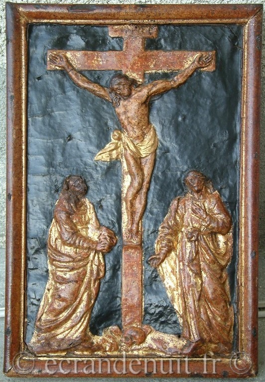 CRUCIFIXION EN CARTAPESTA DU 16E SIECLE