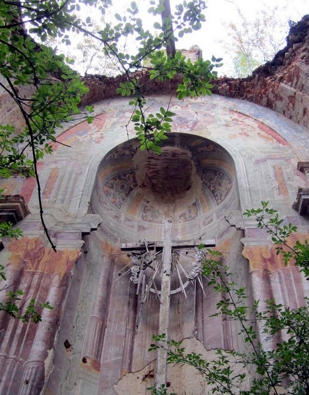 L'AUTEL MAJEUR DE L'EGLISE D'HODOWICA ETAT ACTUEL