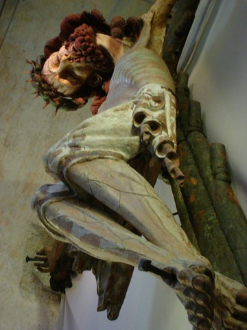 Crucifix dans d'extrêmes souffrances à Chioggia