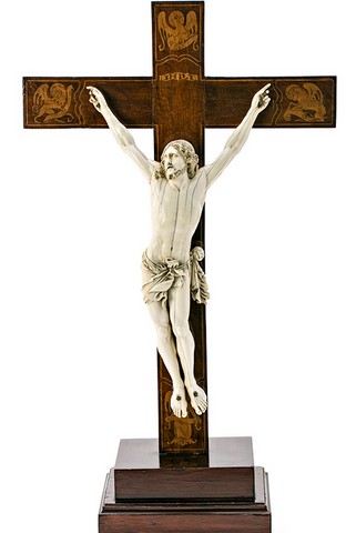 Grand Crucifix en Ivoire XVIIIe siècle