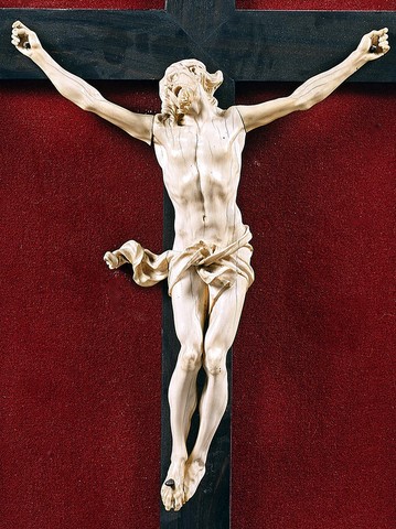 Grand et rare crucifix en ivoire, avec figure du Christ expirant