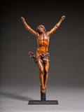 Christ d’applique en cuivre champlevé Limoges milieu du XIIIe siècle